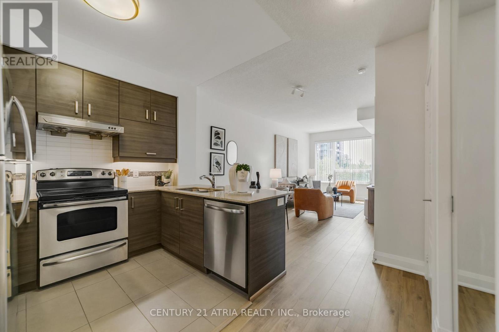 307 - 8228 Birchmount Road, Markham, Ontario  L3R 1A6 - Photo 12 - N12415331