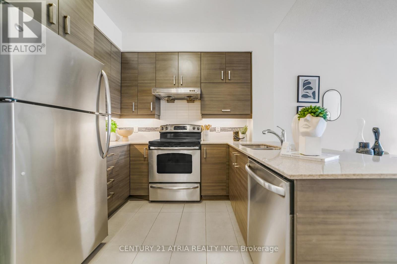 307 - 8228 Birchmount Road, Markham, Ontario  L3R 1A6 - Photo 14 - N12415331