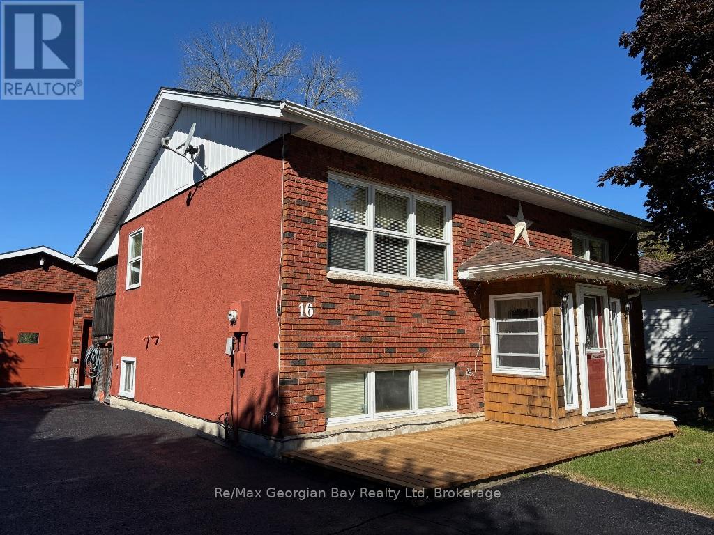 16 COMMUNITY CENTRE DRIVE, Severn, Ontario