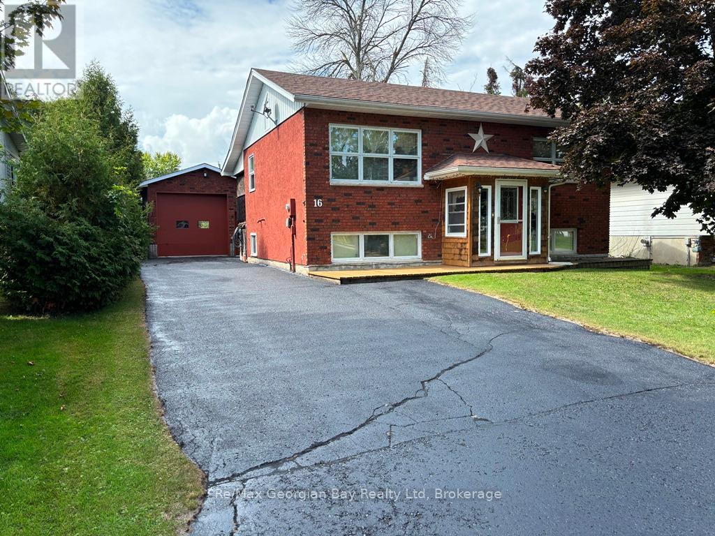 16 Community Centre Drive, Severn, Ontario  L0K 1E0 - Photo 21 - S12415531