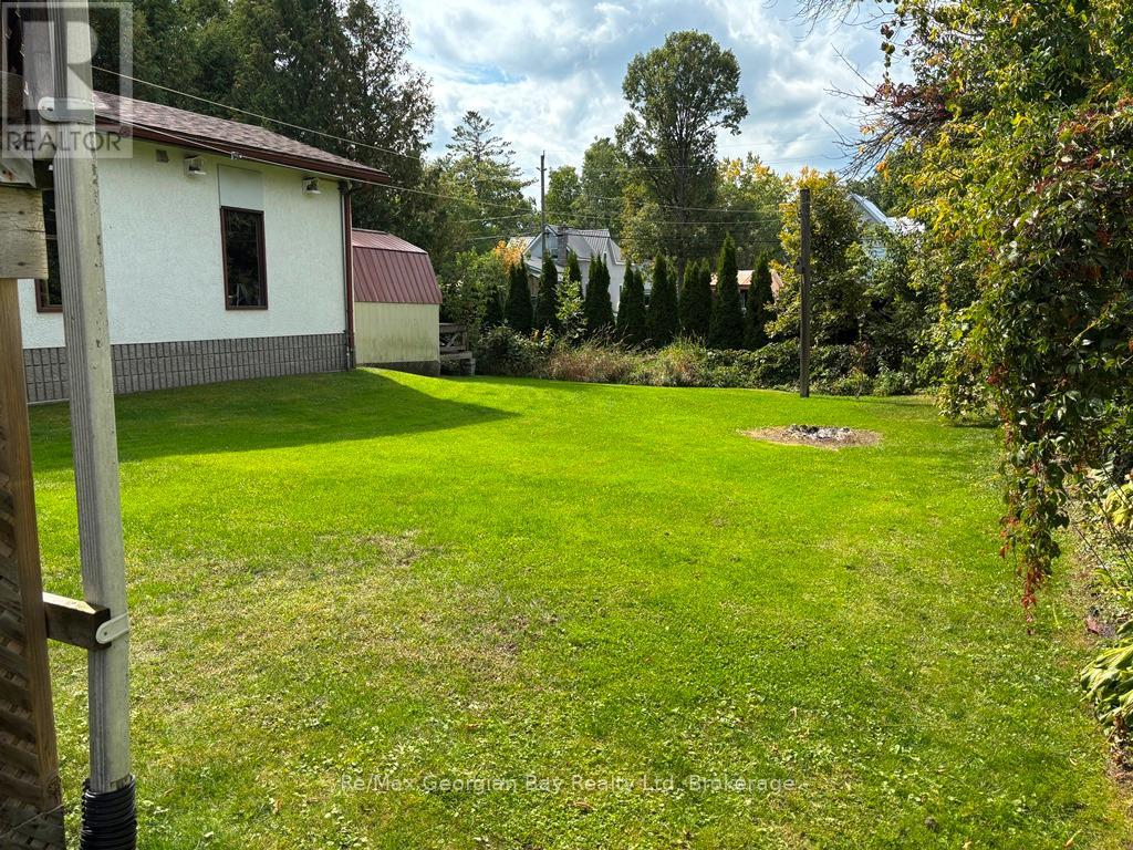 16 Community Centre Drive, Severn, Ontario  L0K 1E0 - Photo 28 - S12415531