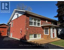 16 COMMUNITY CENTRE DRIVE, Severn, Ontario