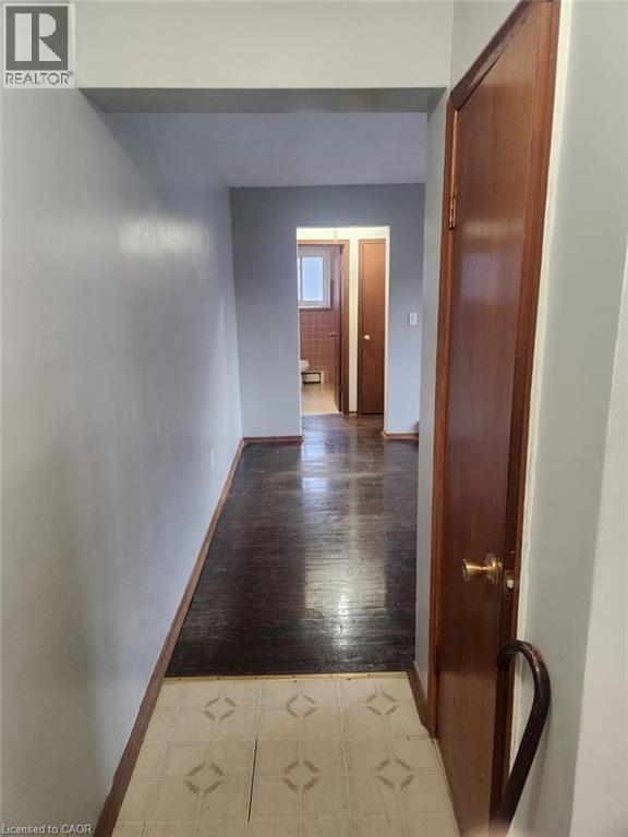 12 Westmount Road W Unit# 12, Kitchener, Ontario  N2M 1R5 - Photo 5 - 40771796