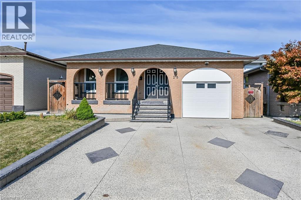 28 TARA Court, Hamilton, Ontario