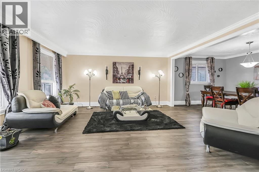 28 Tara Court, Hamilton, Ontario  L8K 6E6 - Photo 5 - 40771679