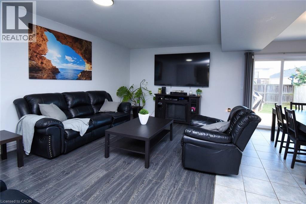 160 Wallace Avenue S, Welland, Ontario  L3B 1R5 - Photo 7 - 40771493