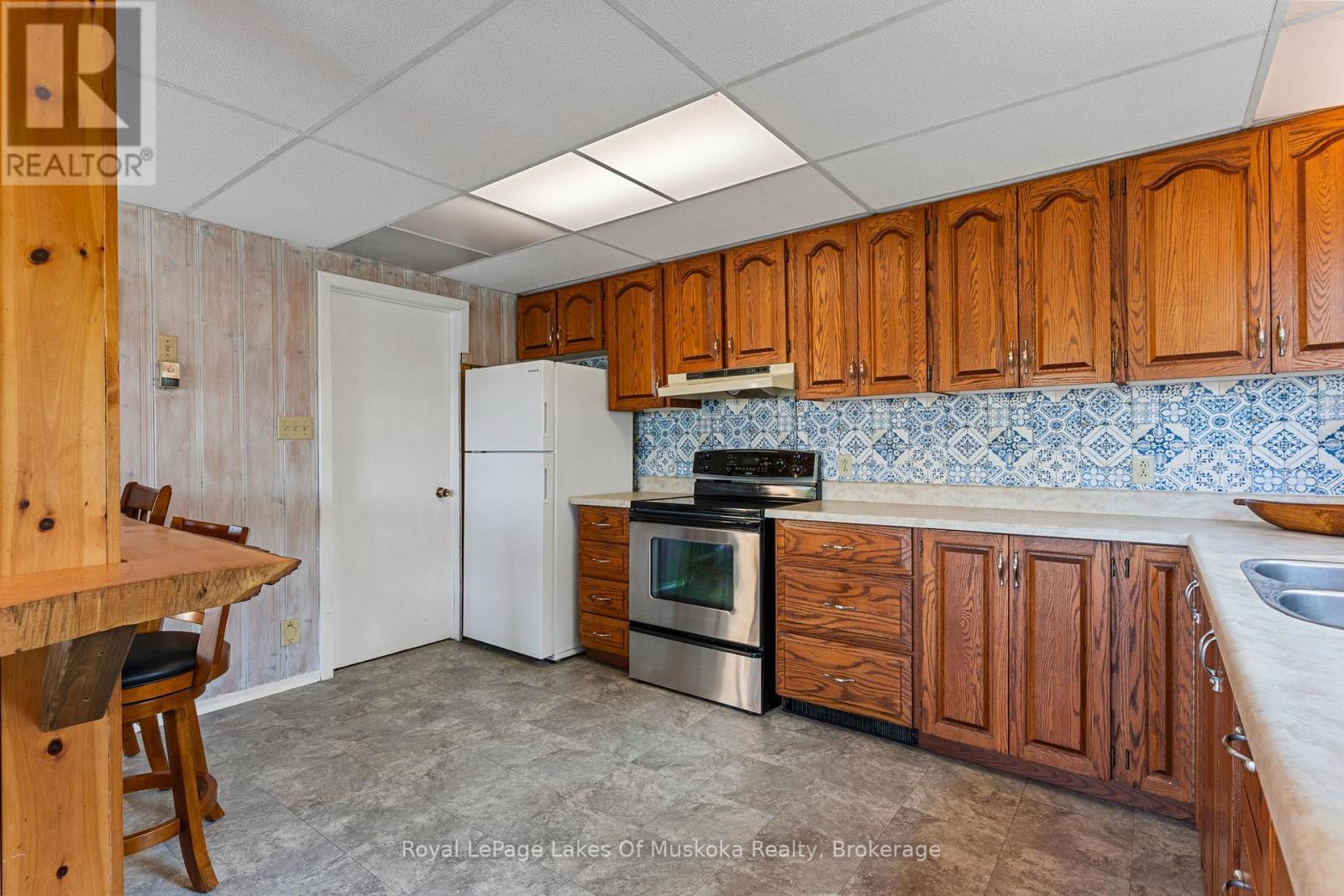 4 - 1379 Muskoka Road 169, Gravenhurst, Ontario  P1P 1R2 - Photo 5 - X12415504