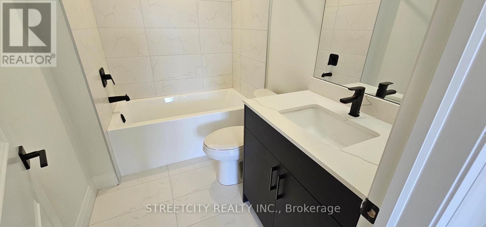 53 - 3900 Savoy Street, London South, Ontario  N6P 0H9 - Photo 6 - X12415564