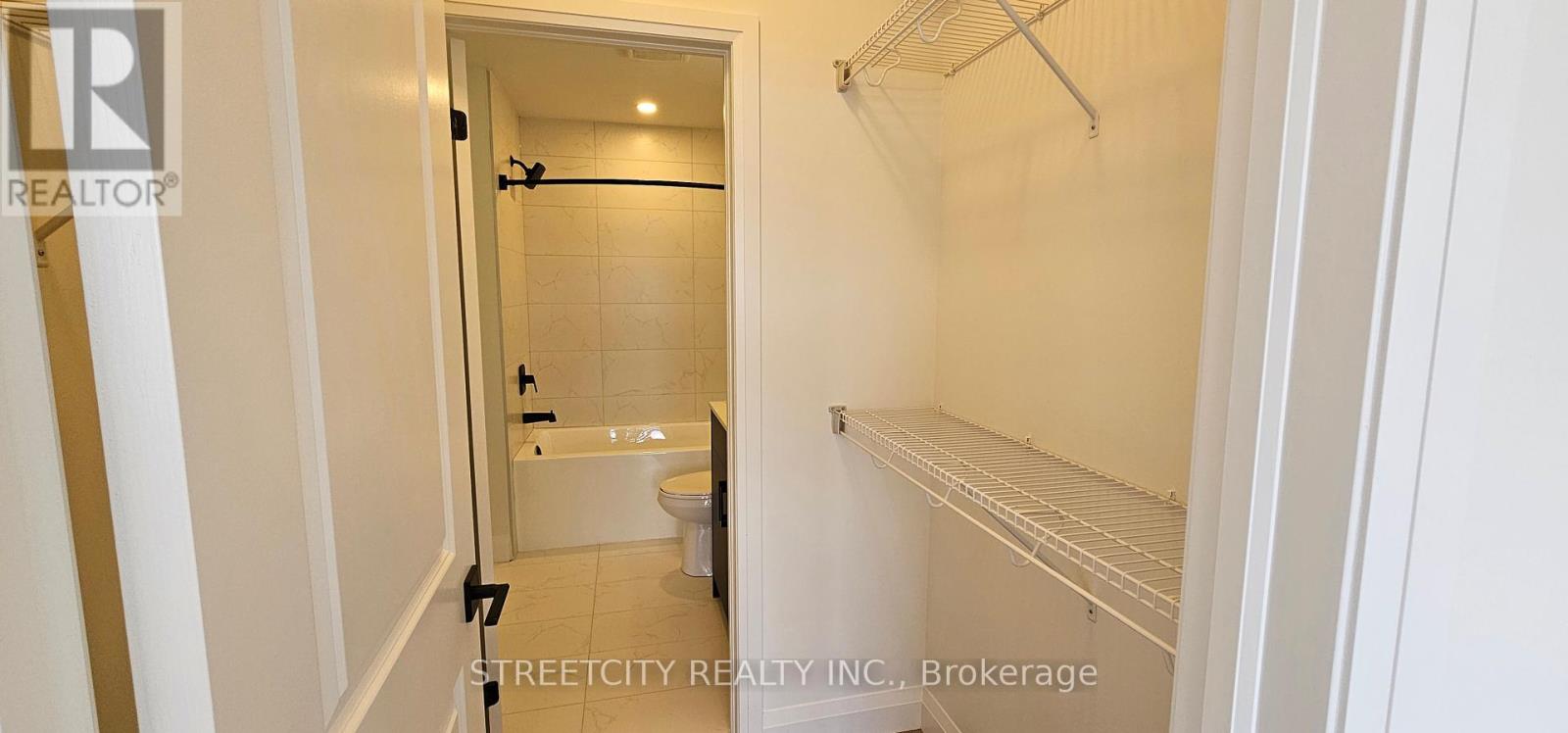 53 - 3900 Savoy Street, London South, Ontario  N6P 0H9 - Photo 8 - X12415564