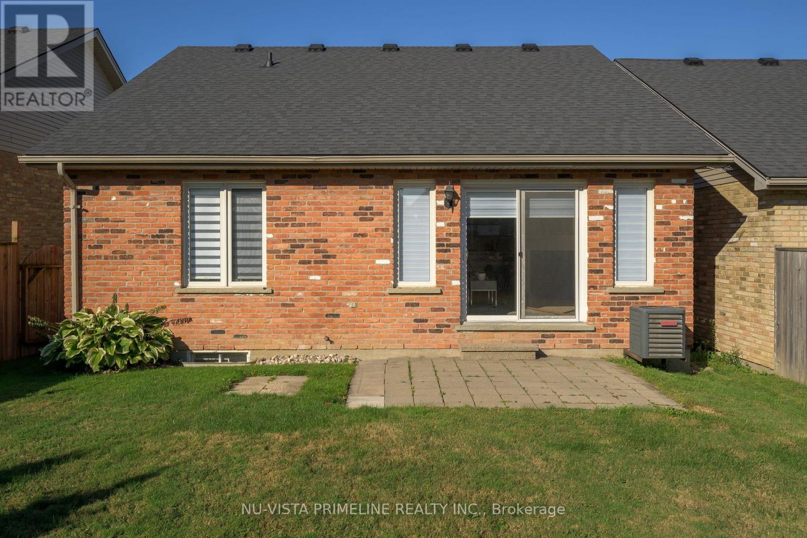 566 Bluebell Road, London North (North B), Ontario  N5X 4L2 - Photo 5 - X12415613