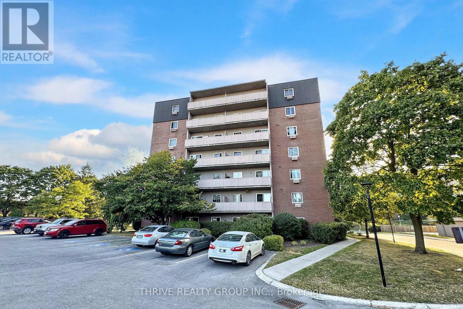 606 - 1106 Jalna Boulevard, London South, Ontario  N6E 2R9 - Photo 2 - X12415631