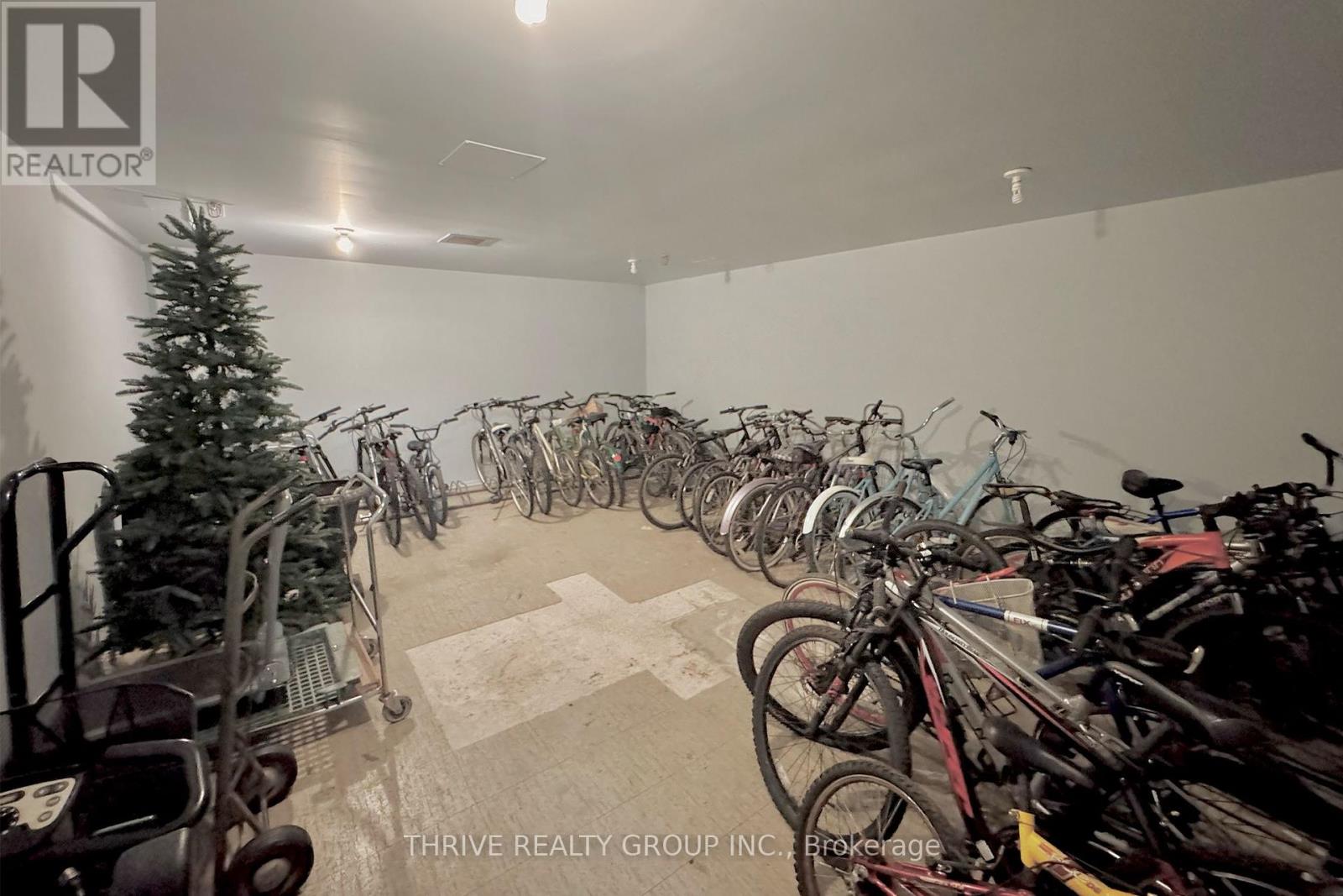 606 - 1106 Jalna Boulevard, London South, Ontario  N6E 2R9 - Photo 6 - X12415631