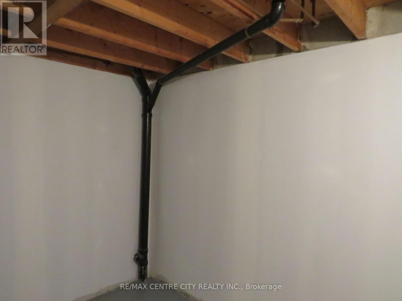 54 - 166 Southdale Rd Road W, London South (South O), Ontario  N6J 2J1 - Photo 20 - X12415639