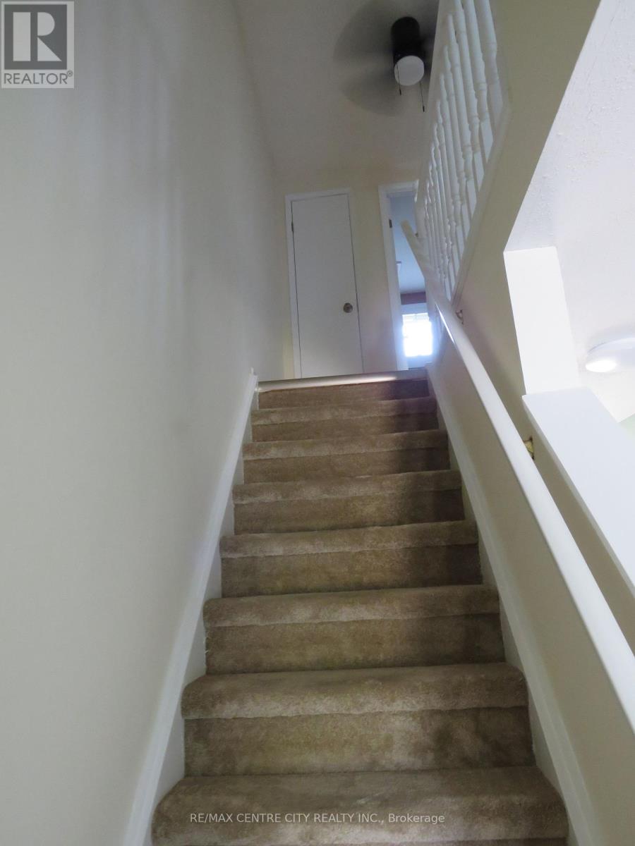 54 - 166 Southdale Rd Road W, London South (South O), Ontario  N6J 2J1 - Photo 7 - X12415639
