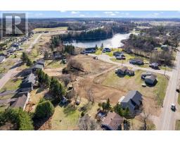 5 MAPLEVIEW COURT, Whitewater Region, Ontario