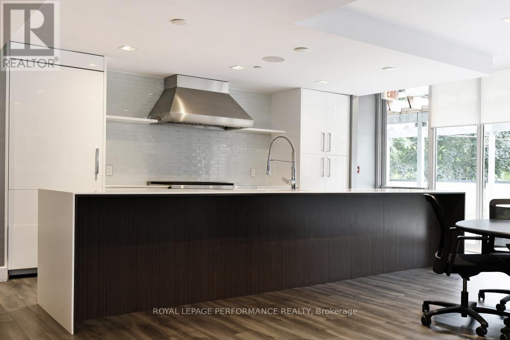 702 - 300 Lisgar Street, Ottawa, Ontario  K2P 0E2 - Photo 32 - X12415579