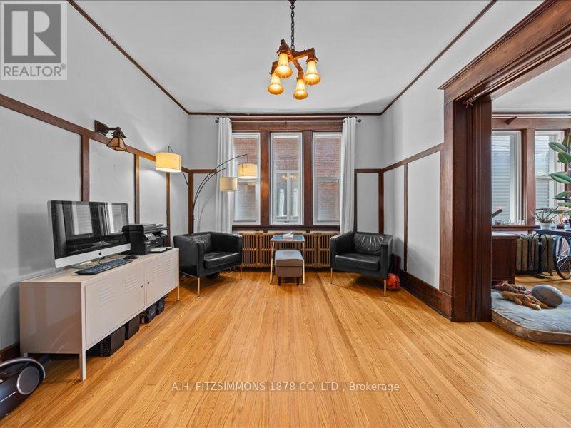 18-20 Woodlawn Avenue, Ottawa, Ontario  K1S 2S9 - Photo 10 - X12415597