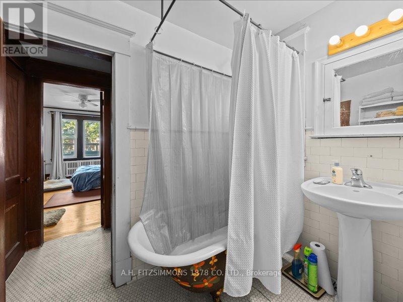 18-20 Woodlawn Avenue, Ottawa, Ontario  K1S 2S9 - Photo 29 - X12415597