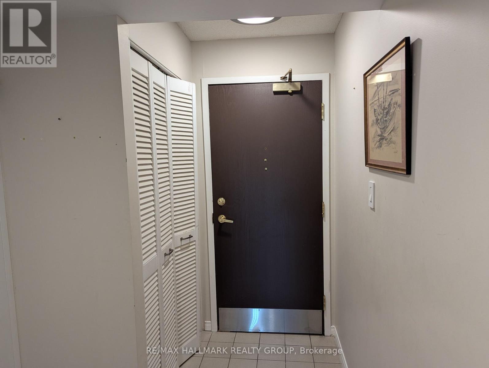 706 - 160 George Street, Ottawa, Ontario  K1N 9M2 - Photo 4 - X12415612