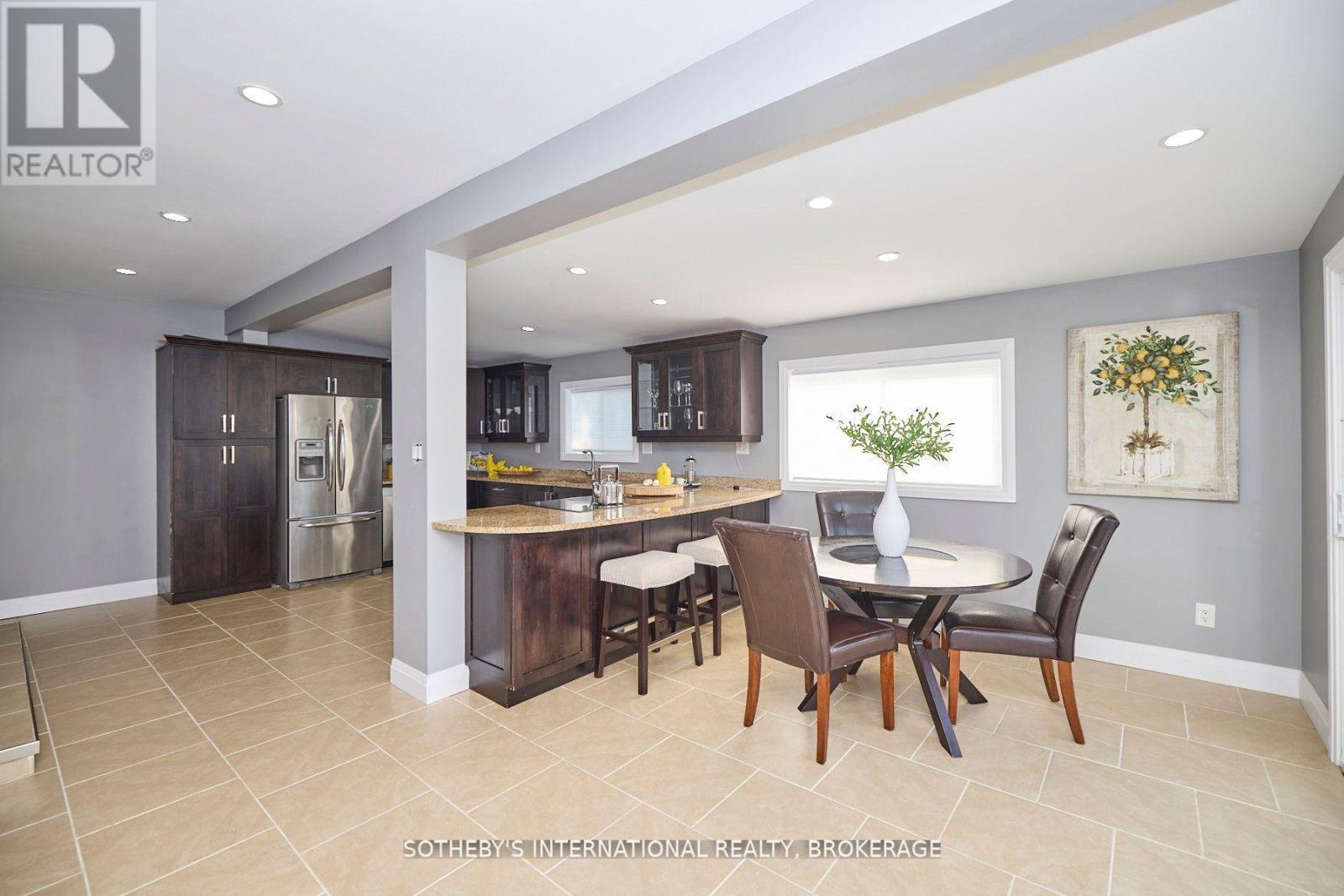 7186 Garner Road, Niagara Falls, Ontario  L2H 0X7 - Photo 12 - X12415591