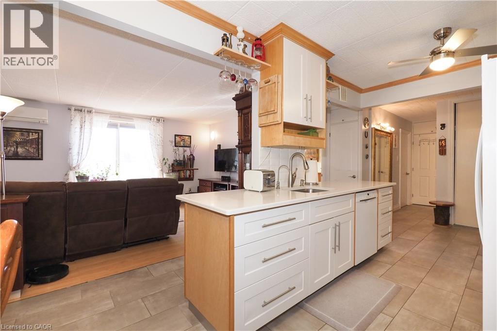 71 Vanier Drive Unit# 105, Kitchener, Ontario  N2C 1J4 - Photo 14 - 40771766