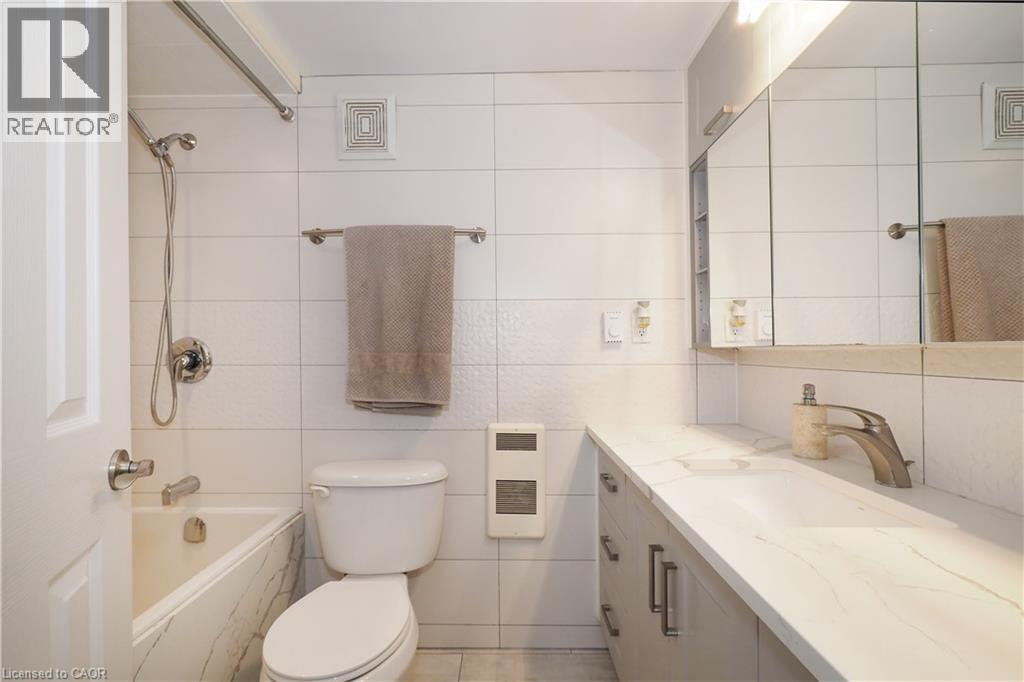 71 Vanier Drive Unit# 105, Kitchener, Ontario  N2C 1J4 - Photo 28 - 40771766