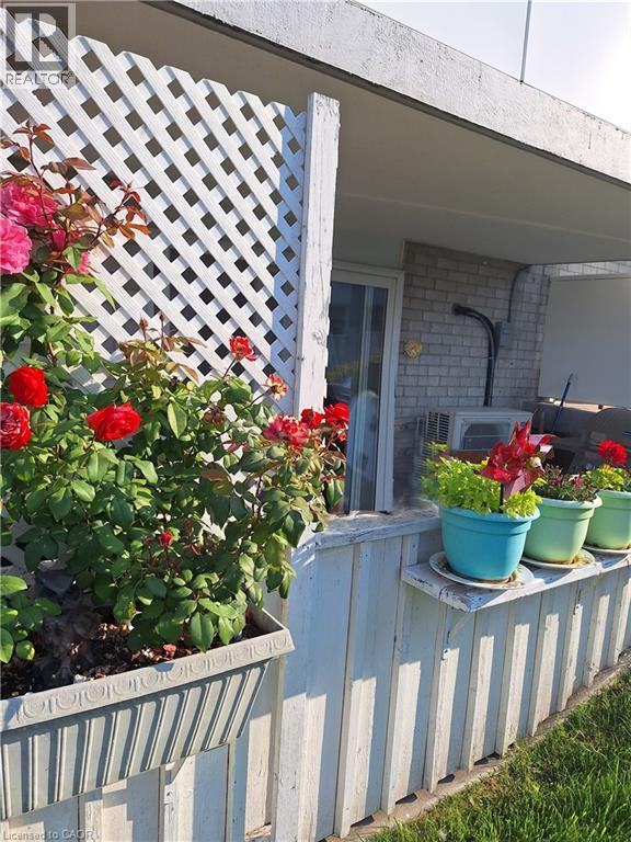 71 Vanier Drive Unit# 105, Kitchener, Ontario  N2C 1J4 - Photo 35 - 40771766