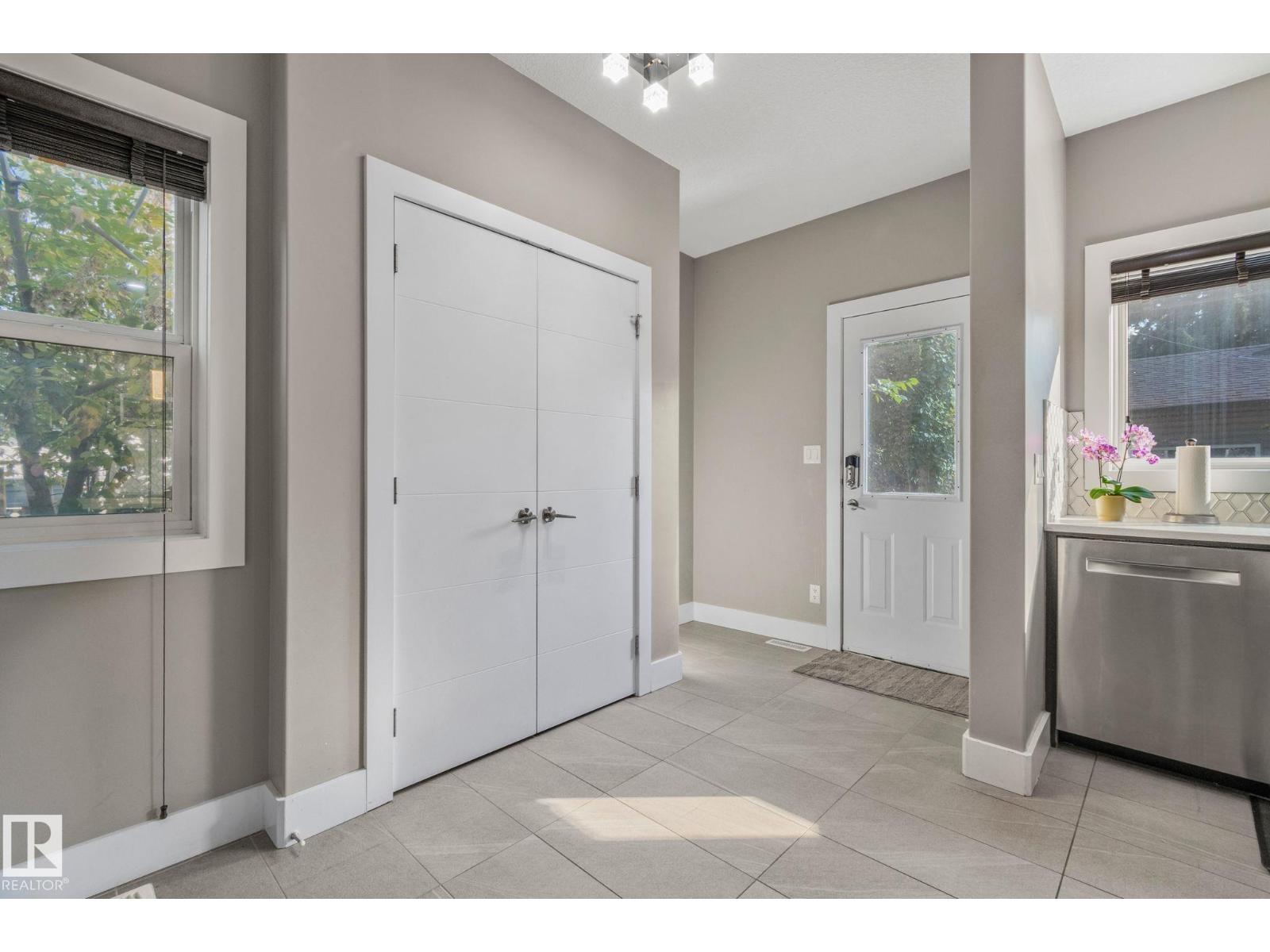 8307 81 Av Nw, Edmonton, Alberta  T6C 0W1 - Photo 6 - E4458588