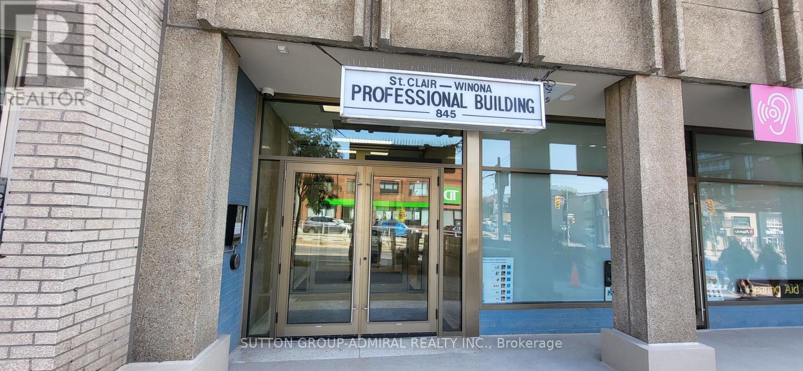 204a - 845 St Clair Avenue W, Toronto, Ontario  M6C 1C2 - Photo 26 - C12415469