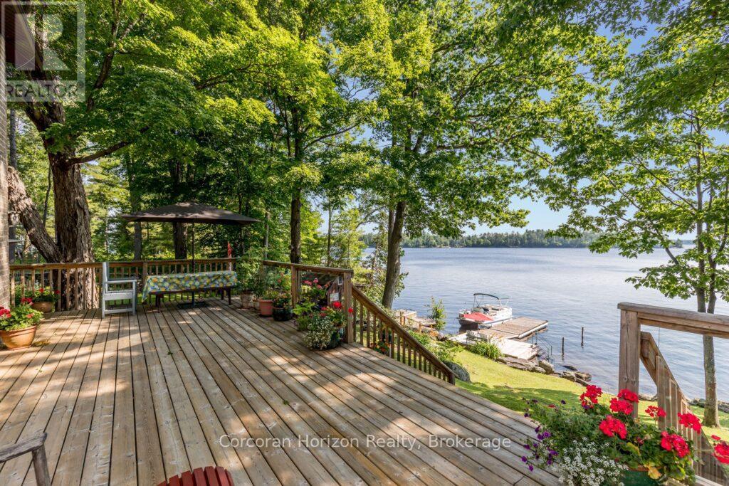 1641 Walkers Point Road, Muskoka Lakes, Ontario  P1P 1R2 - Photo 3 - X12415611