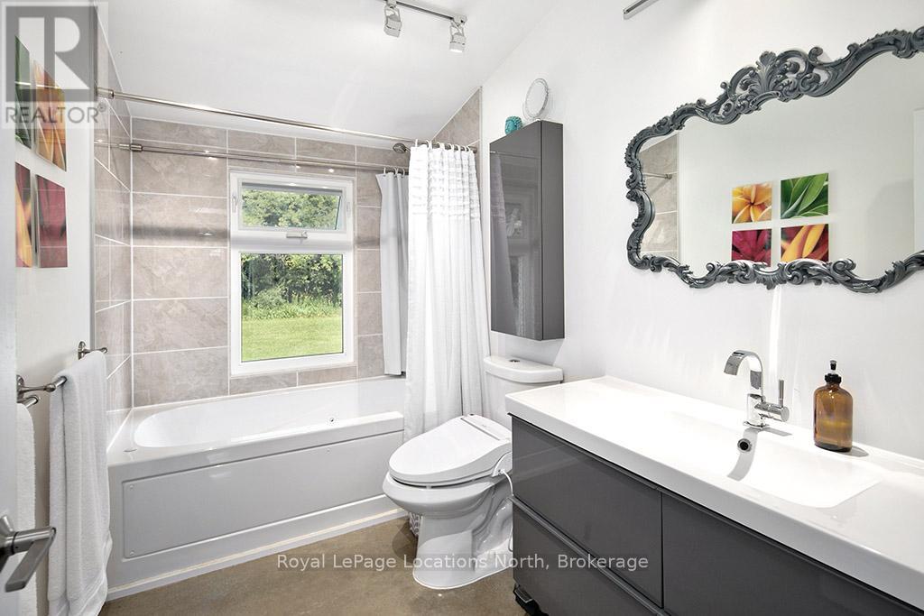 150 Peel Street S, Blue Mountains, Ontario  N0H 2P0 - Photo 20 - X12415654