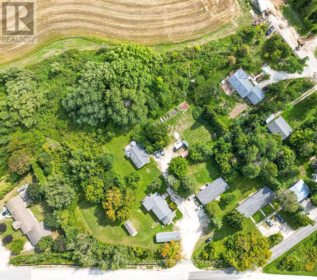 150 Peel Street S, Blue Mountains, Ontario  N0H 2P0 - Photo 35 - X12415654