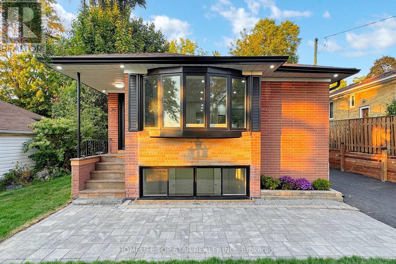 36 BELYEA CRESCENT, Toronto, Ontario