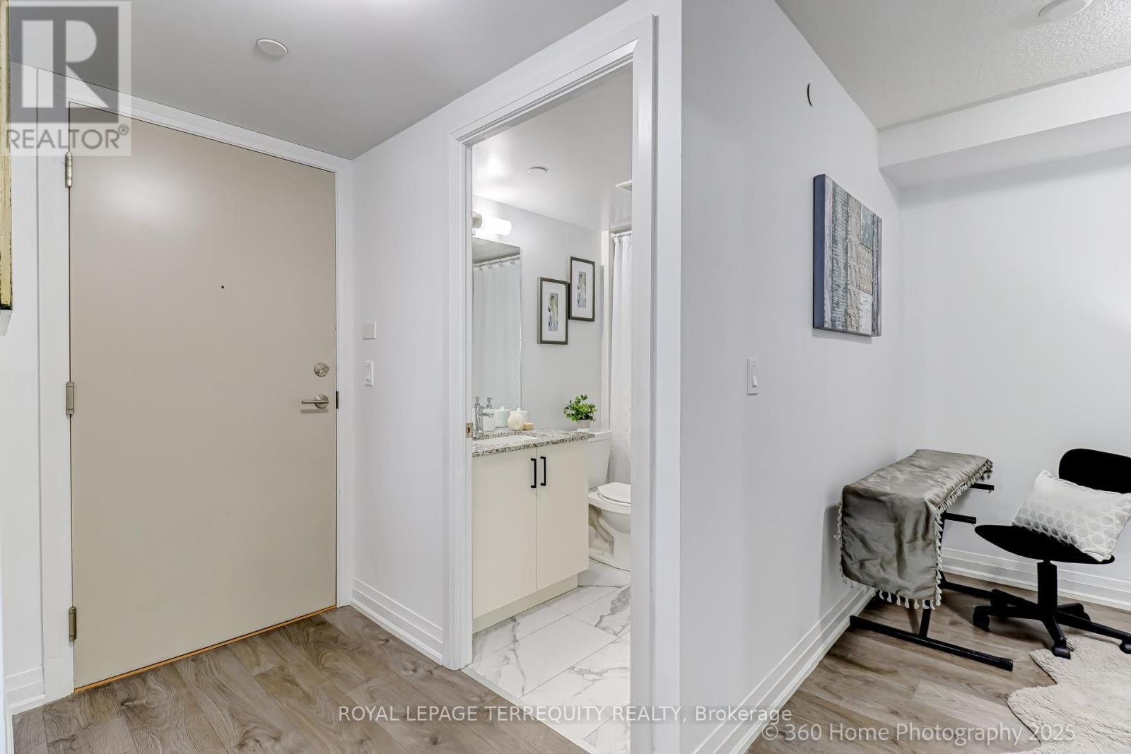 326 - 20 Meadowglen Place, Toronto (Woburn), Ontario  M1G 0A9 - Photo 4 - E12415493