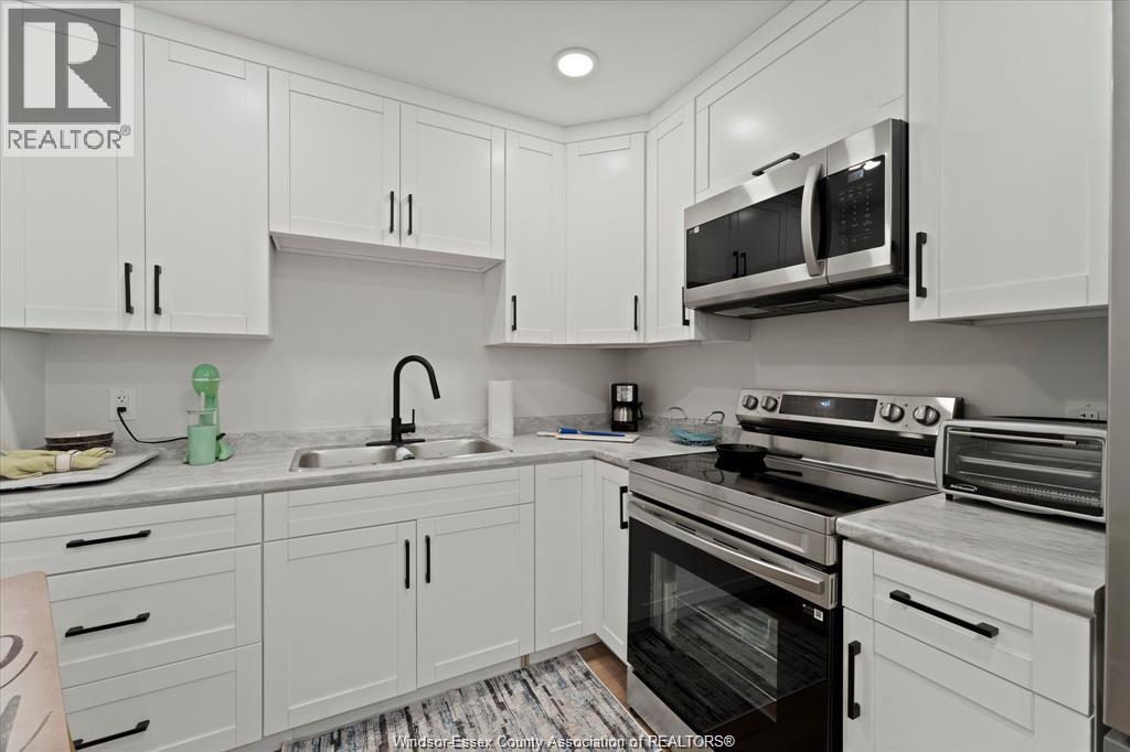 1849 Meldrum Unit# 3, Windsor, Ontario  N8W 0B6 - Photo 2 - 25023950
