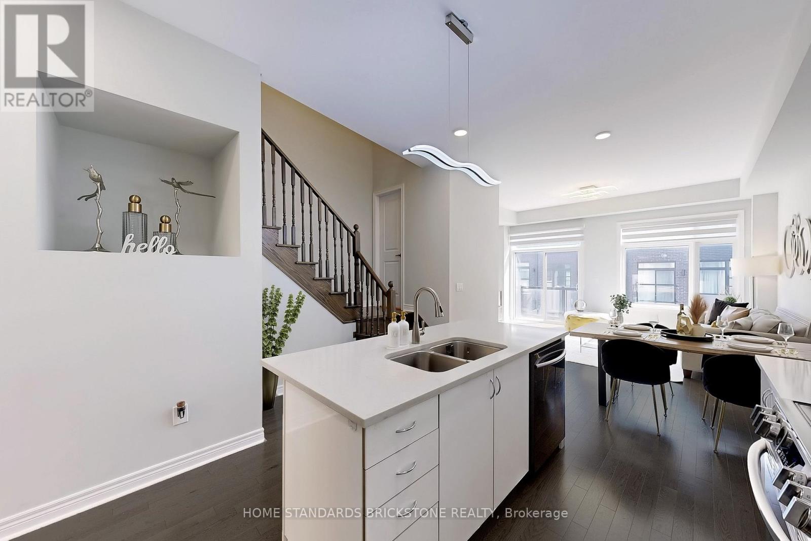 67 Lebovic Campus Drive, Vaughan, Ontario  L6A 5A4 - Photo 16 - N12415494