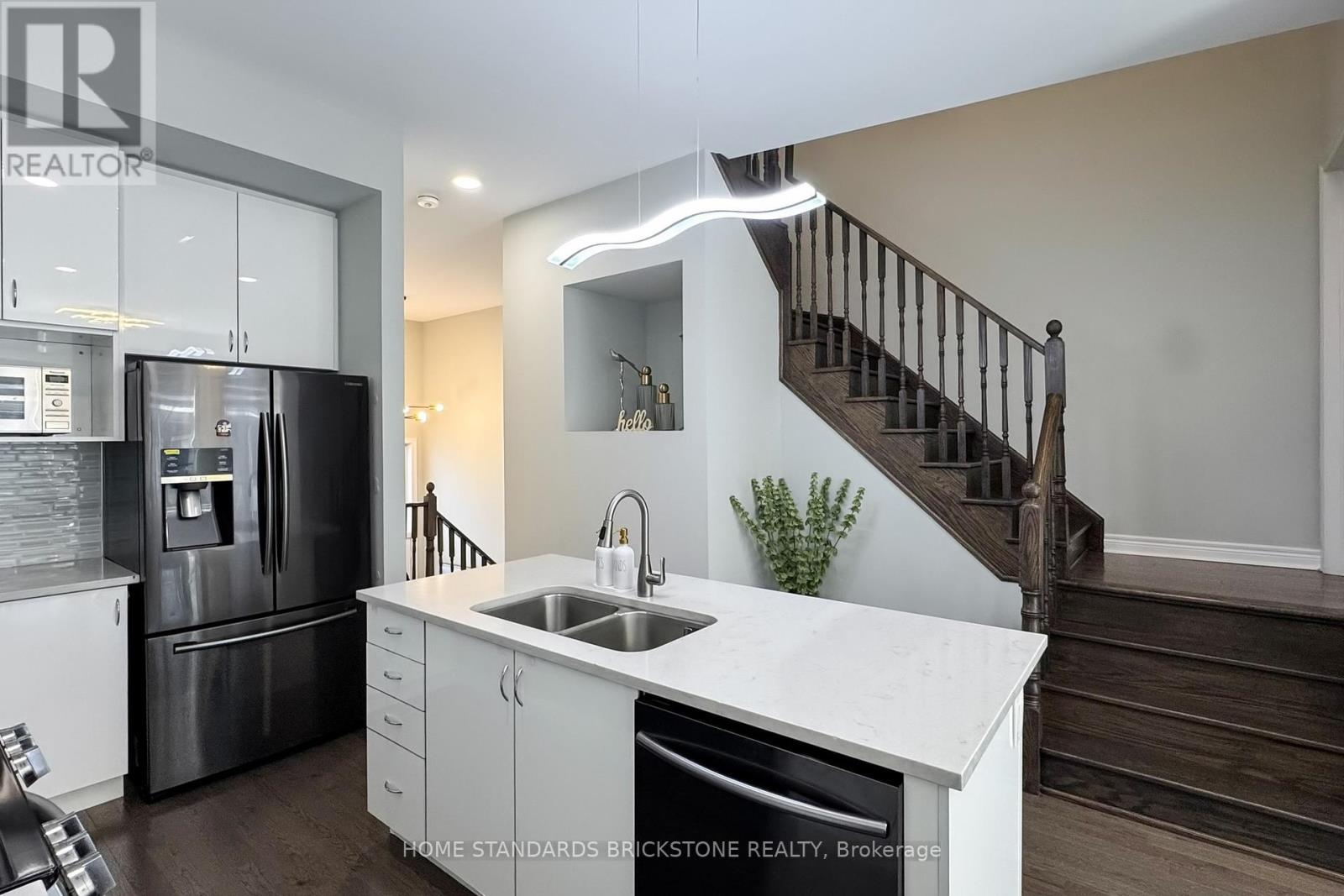 67 Lebovic Campus Drive, Vaughan, Ontario  L6A 5A4 - Photo 19 - N12415494