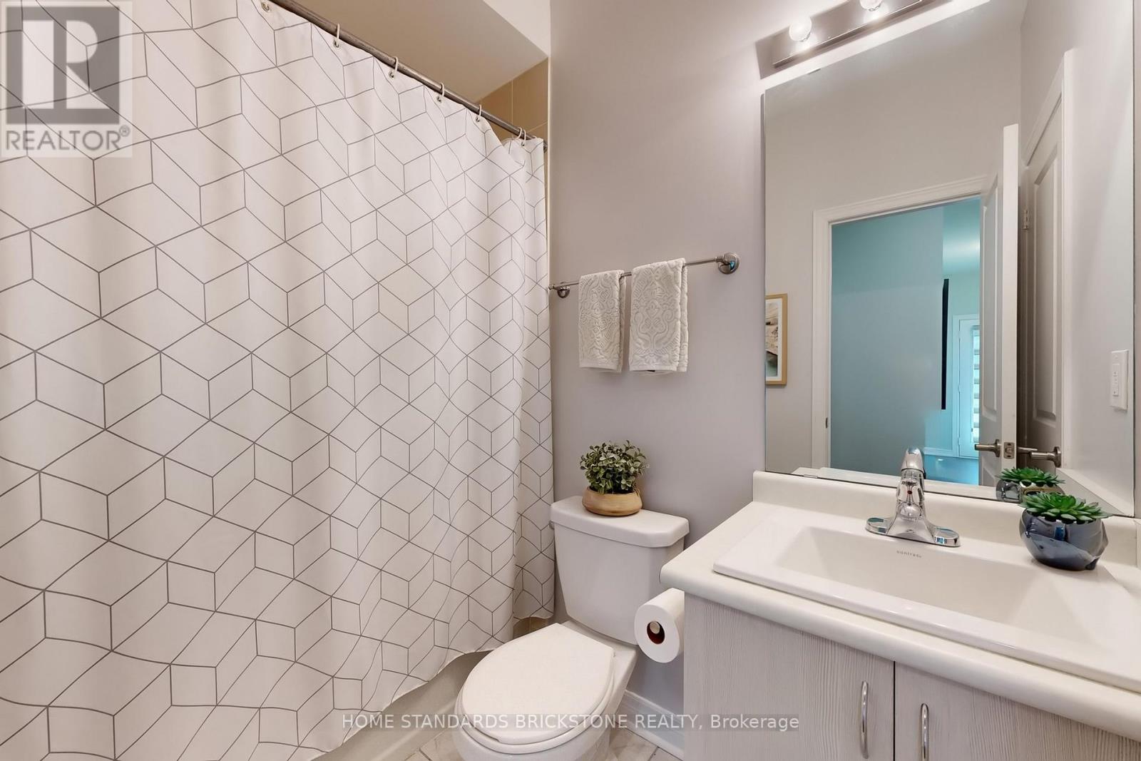 67 Lebovic Campus Drive, Vaughan, Ontario  L6A 5A4 - Photo 31 - N12415494