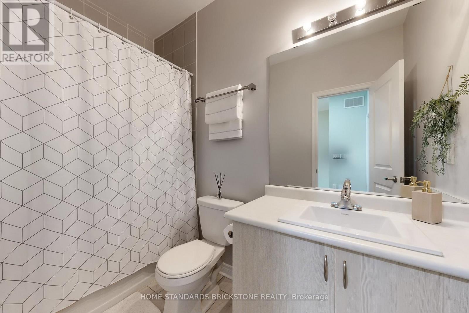 67 Lebovic Campus Drive, Vaughan, Ontario  L6A 5A4 - Photo 40 - N12415494