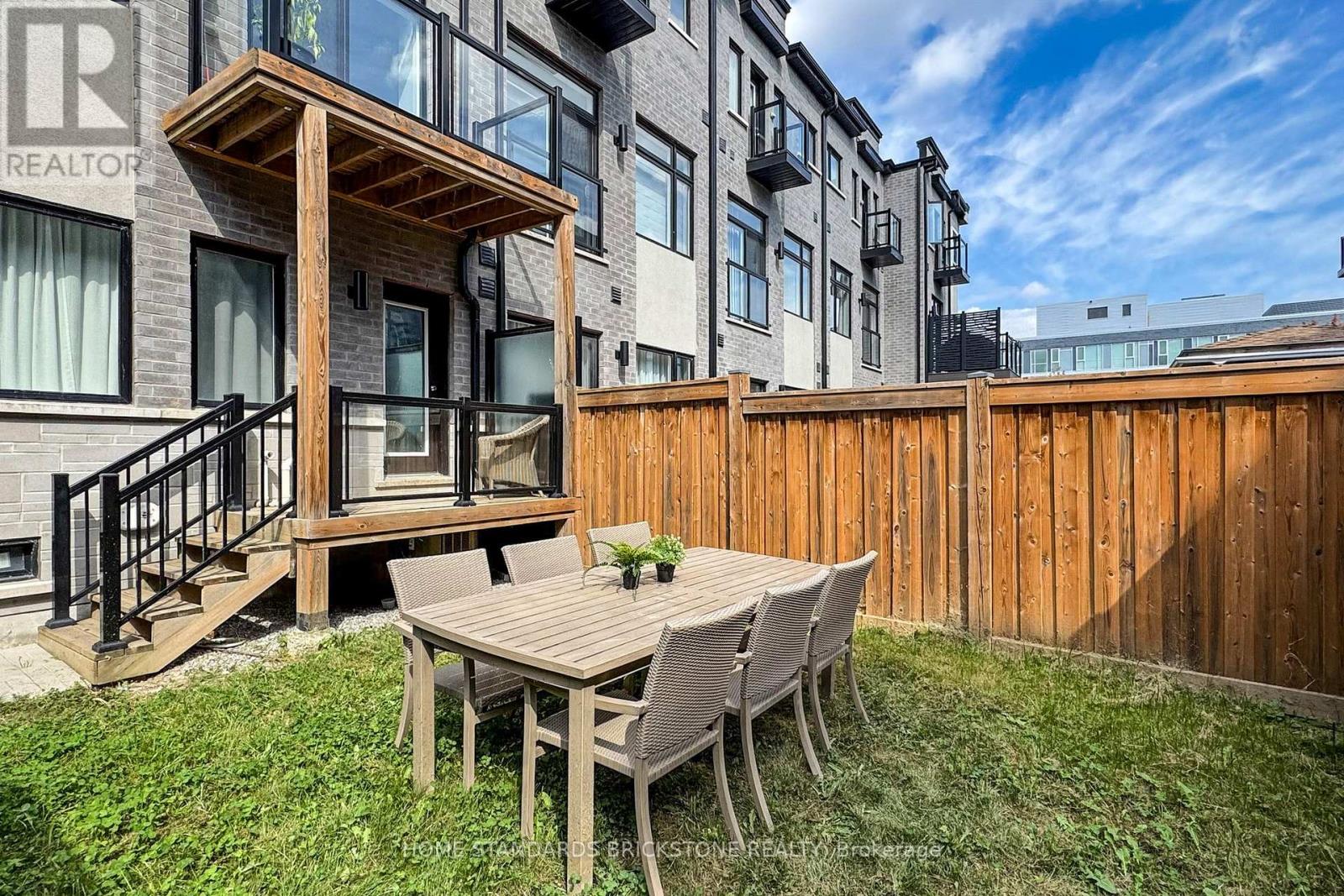 67 Lebovic Campus Drive, Vaughan, Ontario  L6A 5A4 - Photo 43 - N12415494