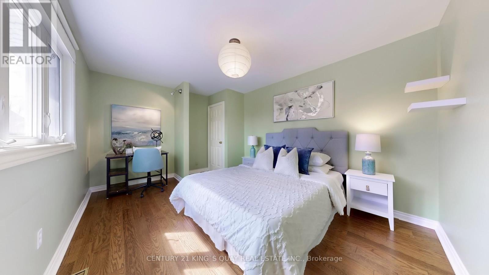 50 Bedford Park Avenue, Richmond Hill, Ontario  L4C 2N8 - Photo 34 - N12268710