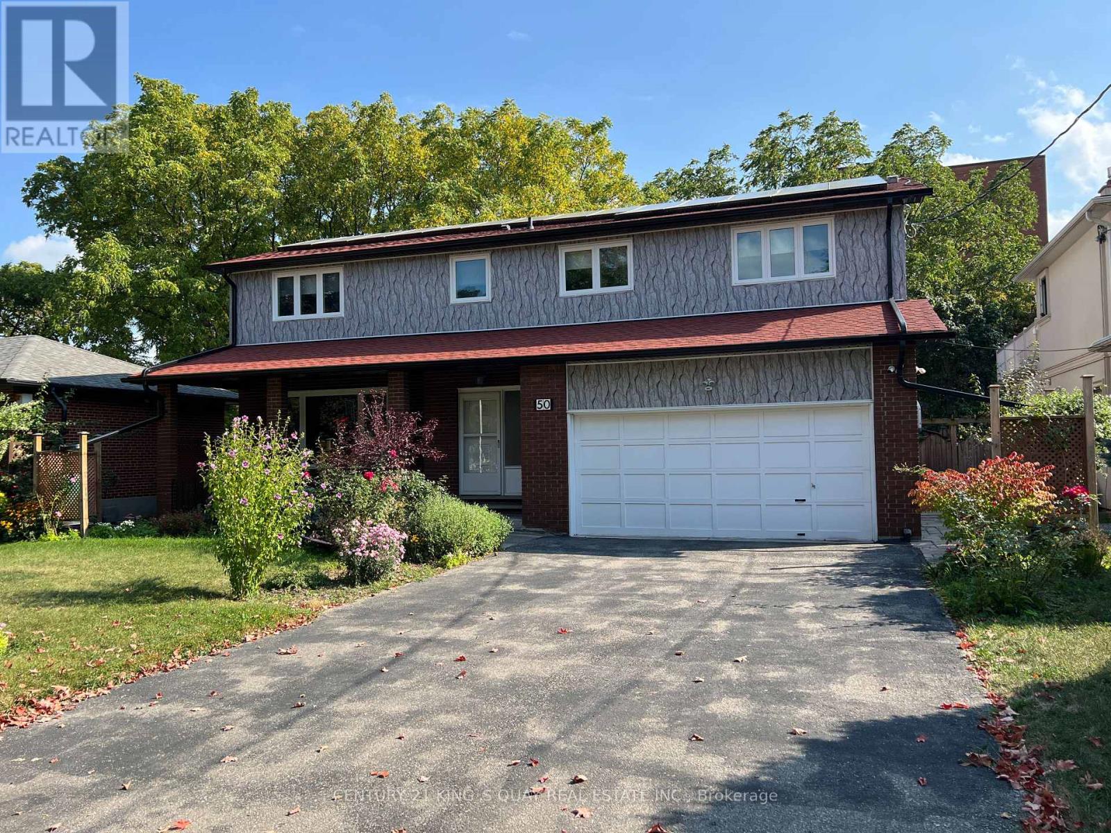 50 Bedford Park Avenue, Richmond Hill, Ontario  L4C 2N8 - Photo 1 - N12268710