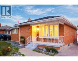 951 RIVERDALE, Windsor, Ontario