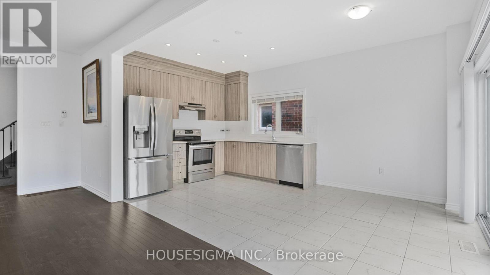 13 Muirfield Drive, Barrie, Ontario  L4N 5E9 - Photo 13 - S12390339