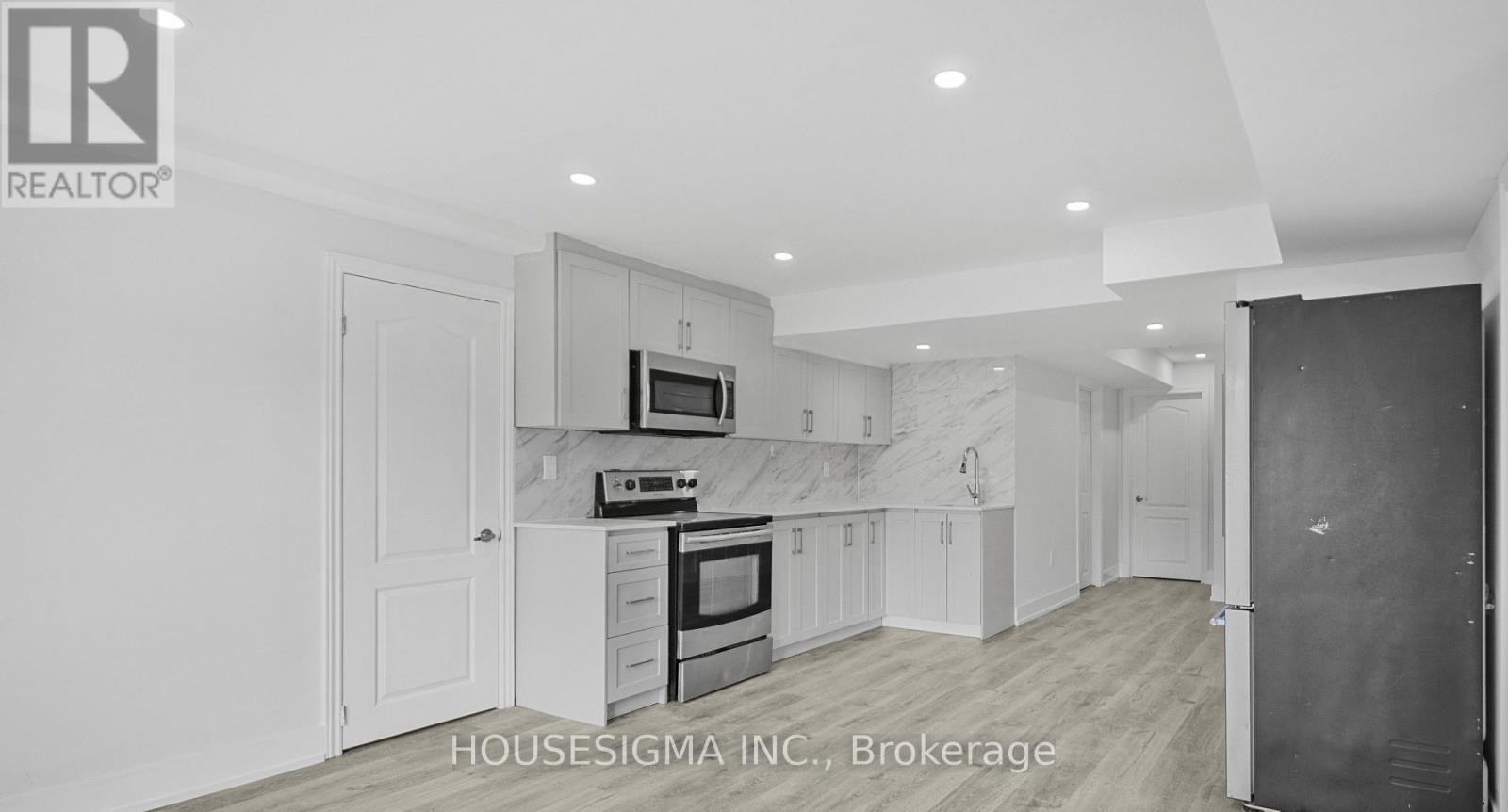13 Muirfield Drive, Barrie, Ontario  L4N 5E9 - Photo 32 - S12390339