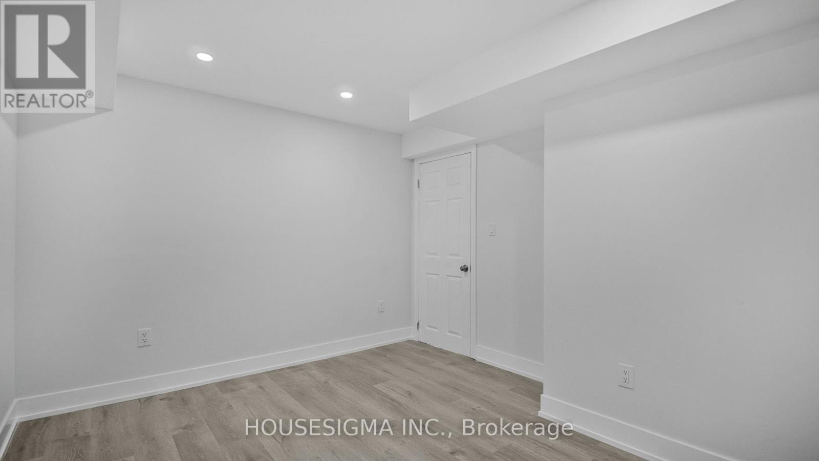 13 Muirfield Drive, Barrie, Ontario  L4N 5E9 - Photo 35 - S12390339