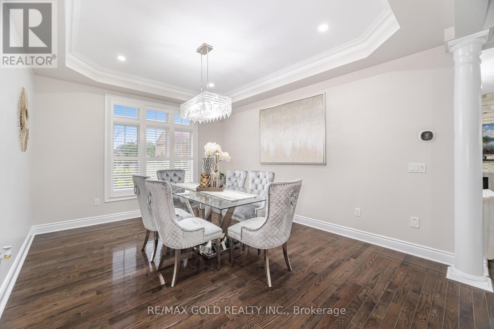 2 Belleville Drive, Brampton, Ontario  L6P 1V7 - Photo 6 - W12381081