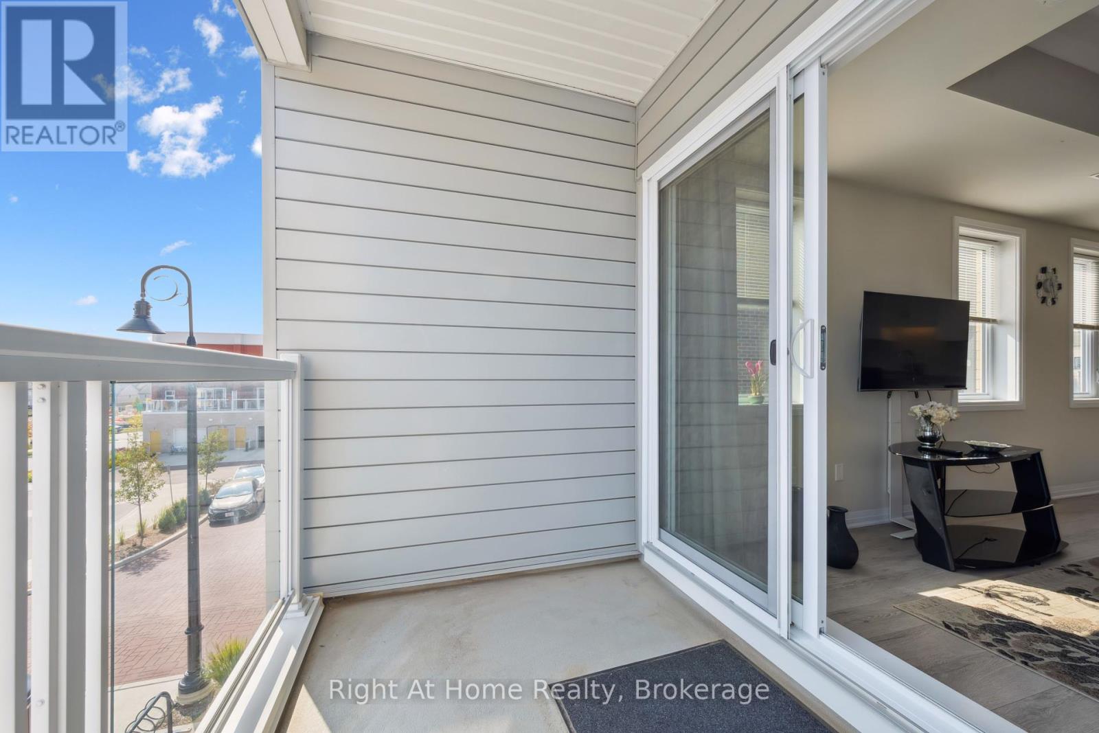 24 Progress Crescent, Kitchener, Ontario  N2R 0R7 - Photo 15 - X12415603