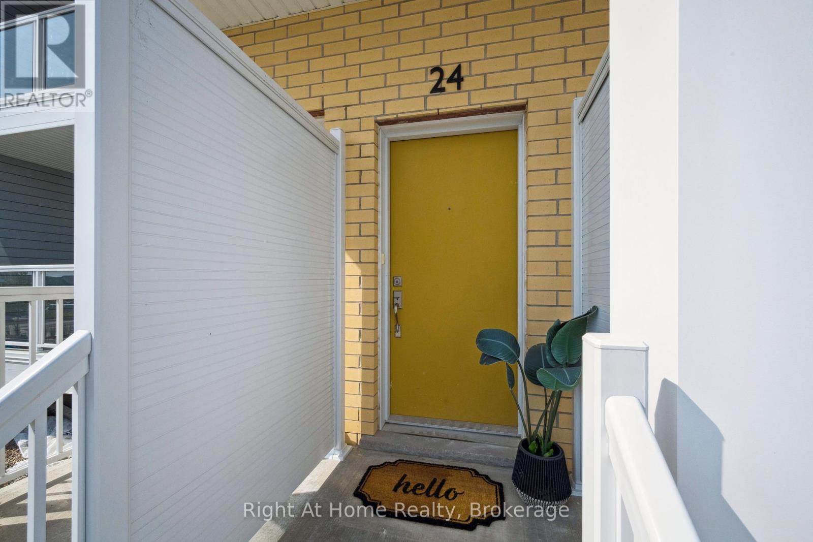 24 Progress Crescent, Kitchener, Ontario  N2R 0R7 - Photo 3 - X12415603