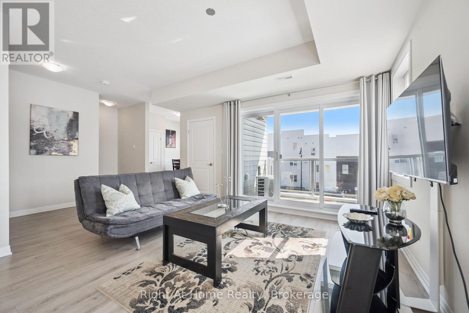 24 Progress Crescent, Kitchener, Ontario  N2R 0R7 - Photo 8 - X12415603